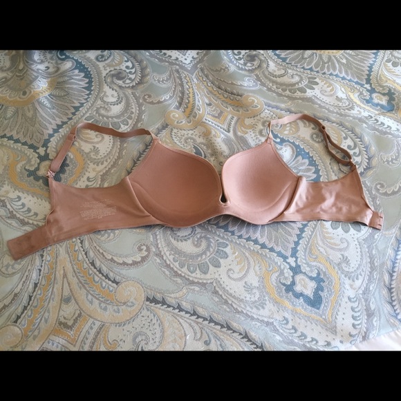 Victoria’s Secret Bra - Picture 2 of 3